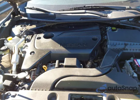 2017 Nissan Altima 2.5 Sr из США, поврежденный, VIN 1N4AL3AP9HC281286